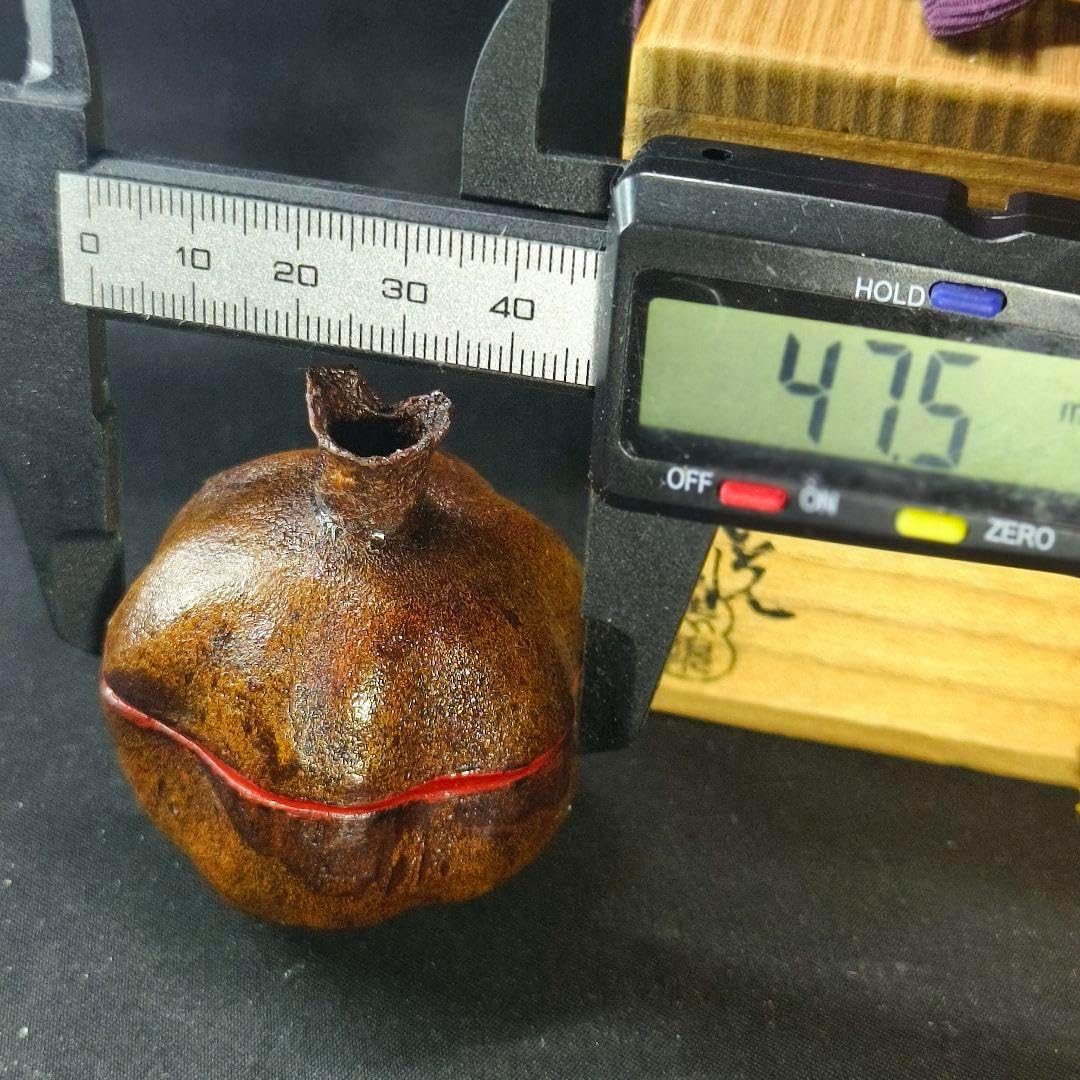 茶道具　柘榴 自然色香合 三木表悦(作) 木製乾漆共箱 共布 未使用美品 蔵出し 茶道具 柘榴 自然色香合 三木表悦(作) 木製乾漆共箱 共布 未使用